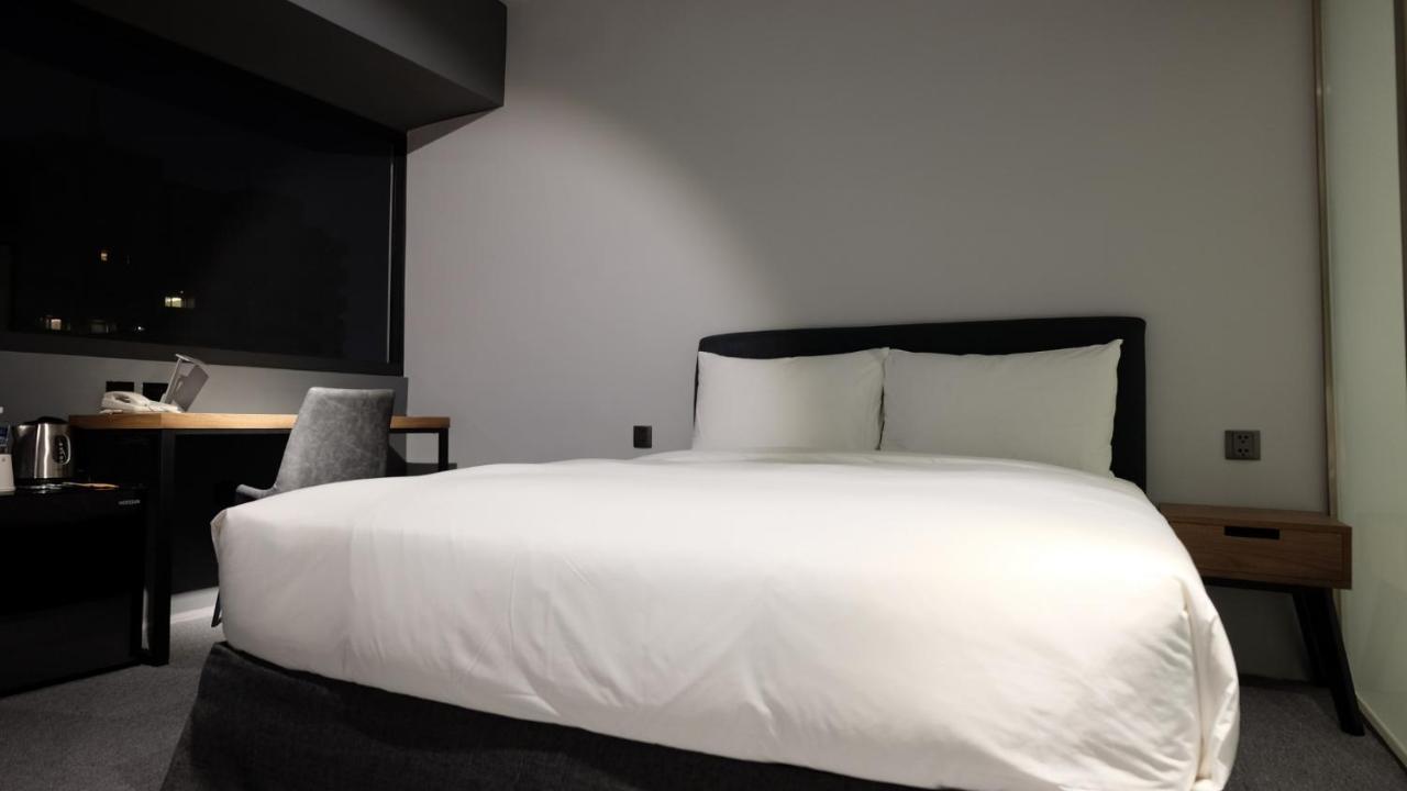 Doudian Ddinn Hotel Tajcshung Kültér fotó