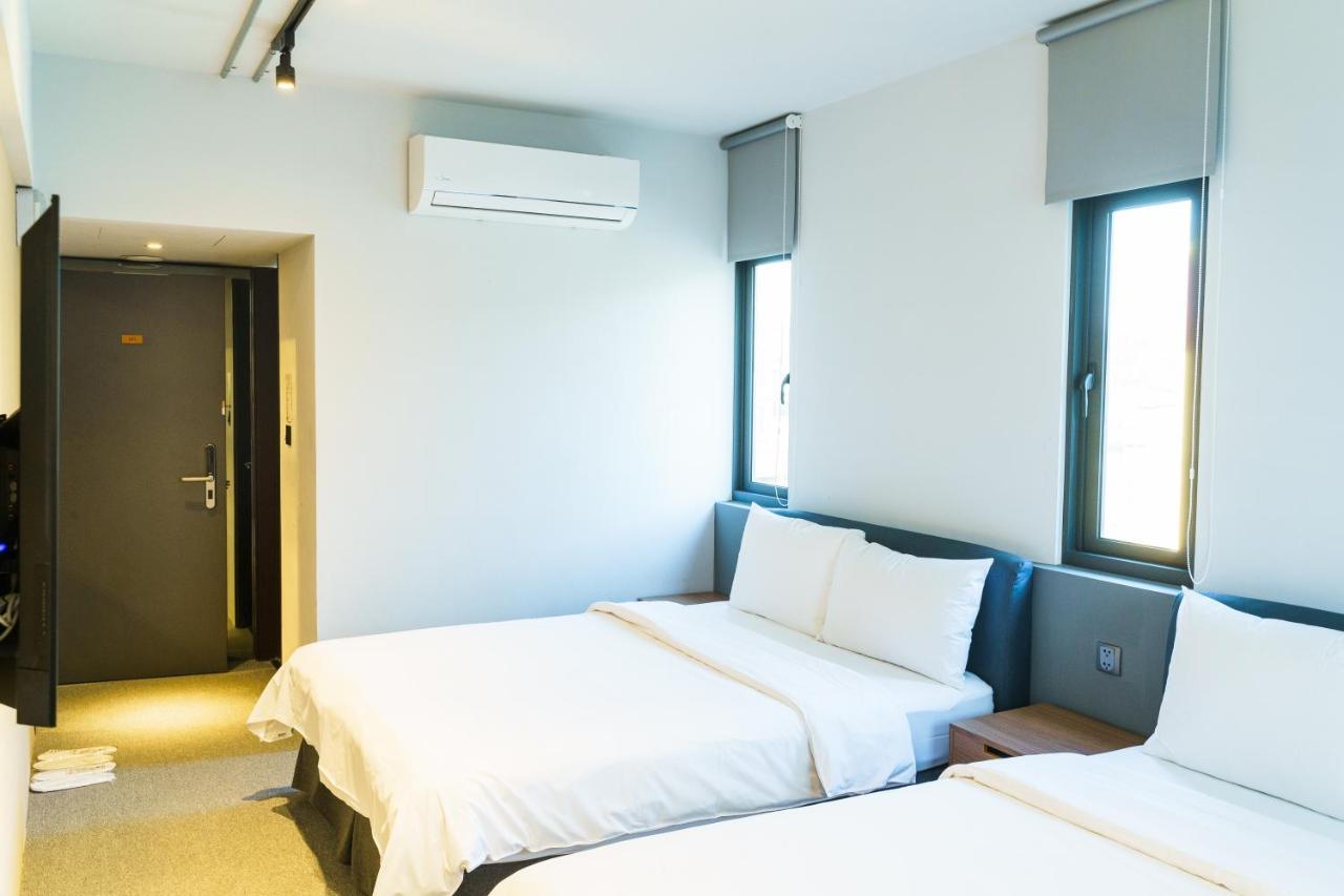 Doudian Ddinn Hotel Tajcshung Kültér fotó