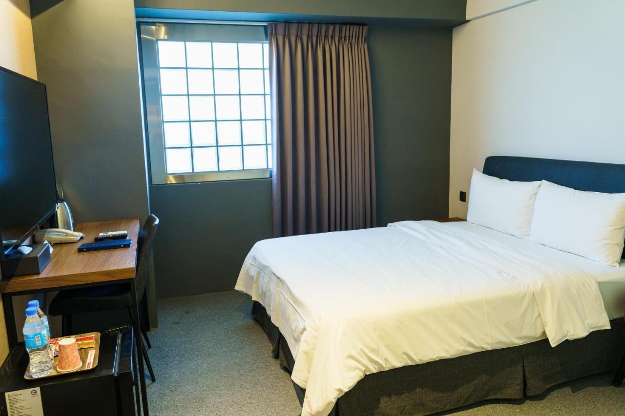 Doudian Ddinn Hotel Tajcshung Kültér fotó