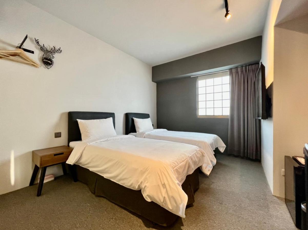 Doudian Ddinn Hotel Tajcshung Kültér fotó