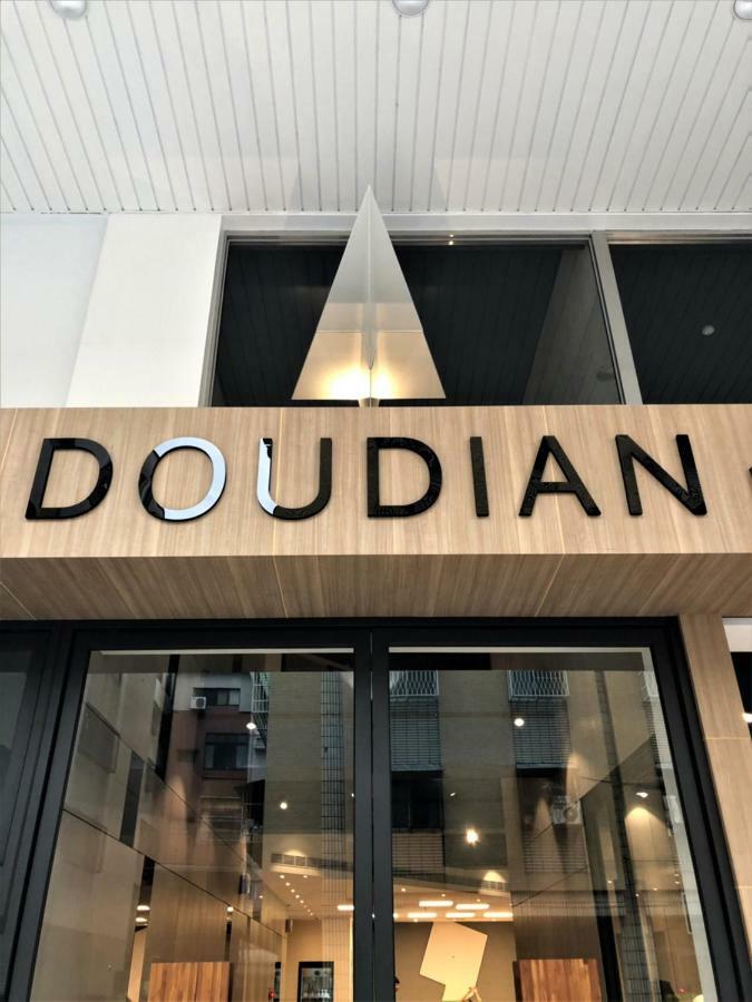 Doudian Ddinn Hotel Tajcshung Kültér fotó